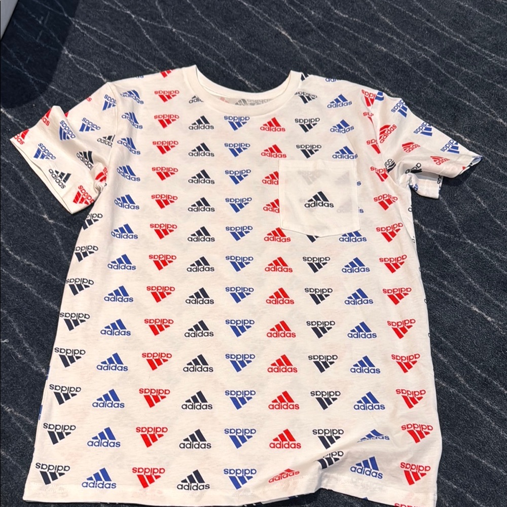 Adidas Logo Print T-Shirt boys L